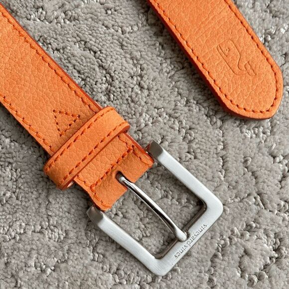 Vineyard Vines Casual Orange Pebbled Leather Sliver Buckle Belt - 32/80 UNISEX - Picture 2 of 6